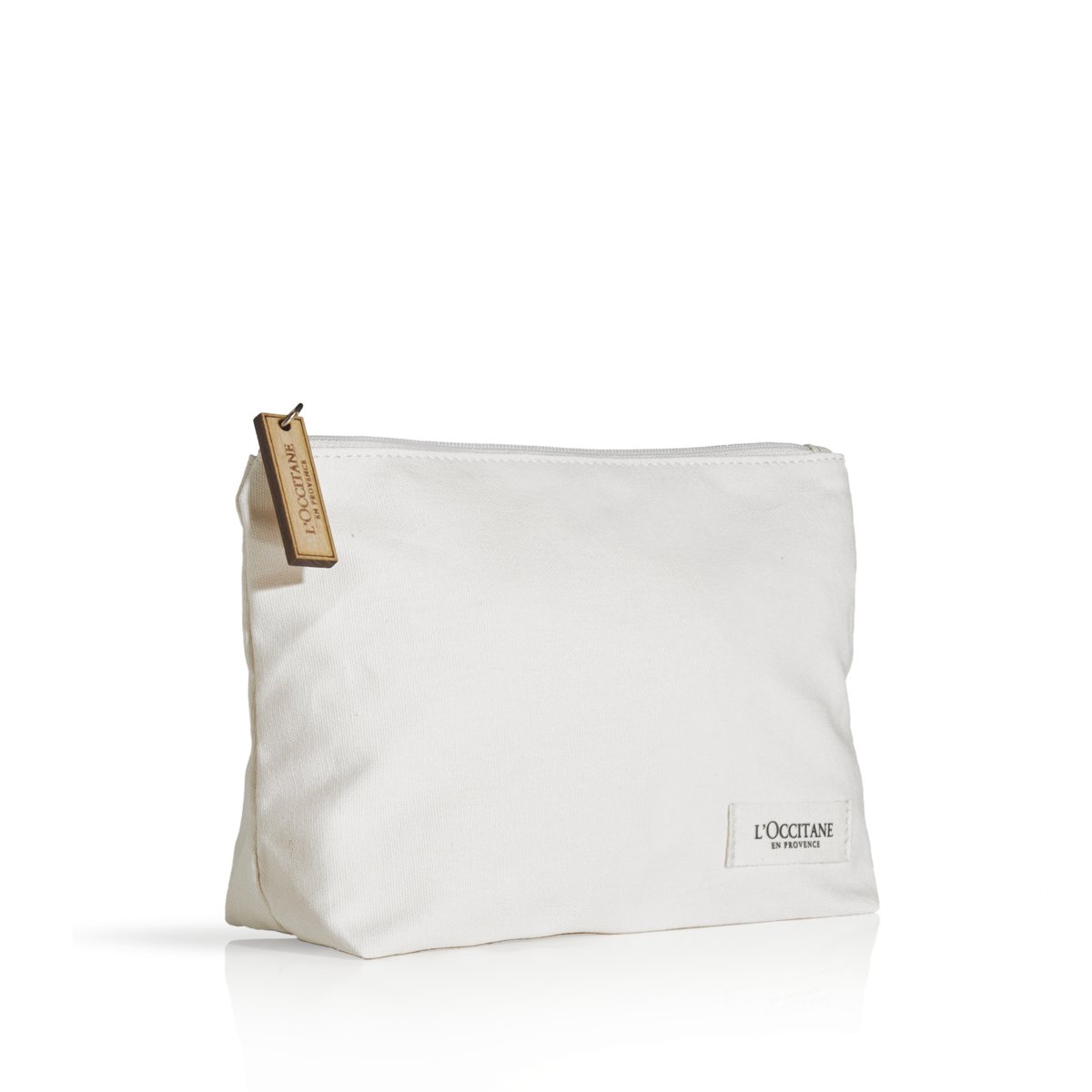 Fehér neszeszer 2022